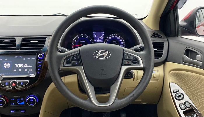 2016 Hyundai Verna FLUIDIC 1.6 SX VTVT, Petrol, Manual, 28,589 km, Steering Wheel Close Up