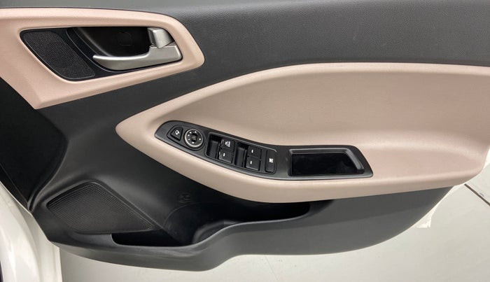 2018 Hyundai Elite i20 SPORTZ 1.4 CRDI, Diesel, Manual, 93,735 km, Driver Side Door Panels Control