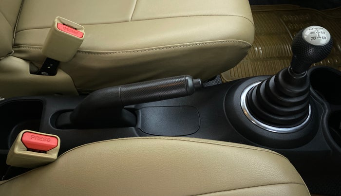 2015 Honda Brio 1.2 S MT I VTEC, Petrol, Manual, 63,386 km, Gear Lever