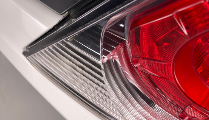 2015 Honda Brio 1.2 S MT I VTEC, Petrol, Manual, 63,386 km, Right tail light - Minor damage