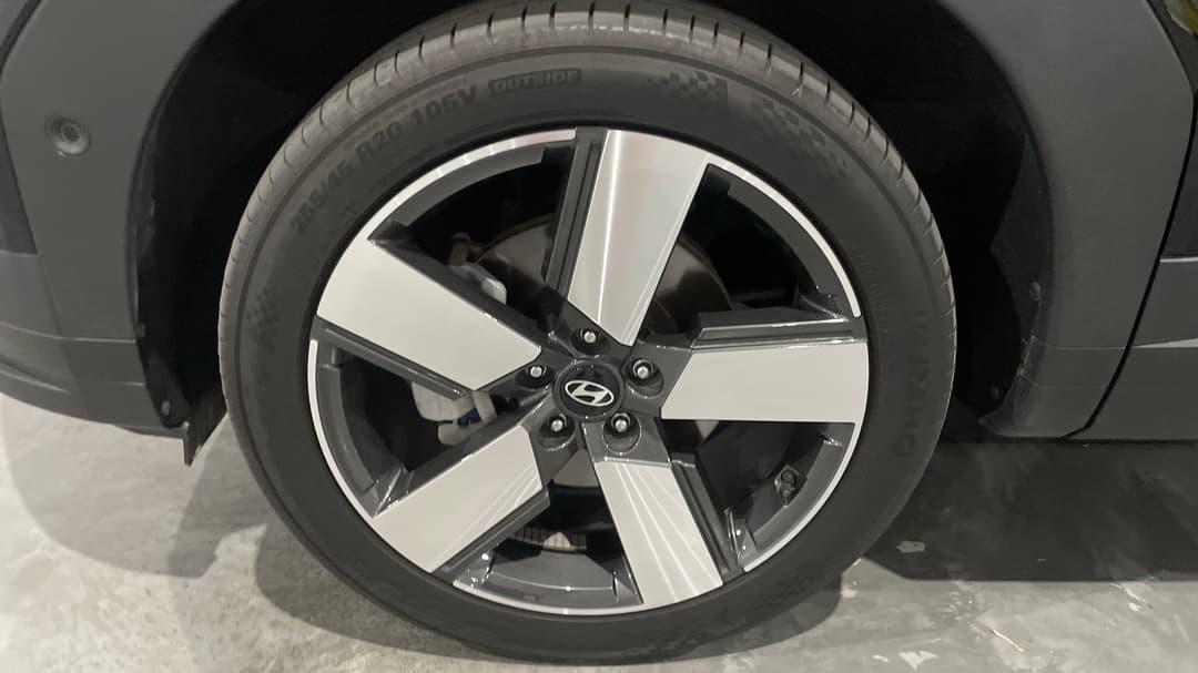 2024 Hyundai Santa Fe Hev (AWD), Automatic, 17521 km, Left Front Wheel