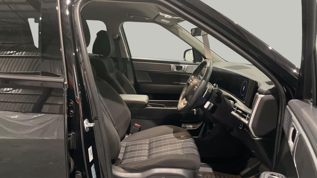 2024 Hyundai Santa Fe Hev (AWD), Automatic, 17521 km, Right Side Front Door Cabin View