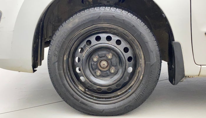 2017 Maruti Wagon R 1.0 VXI OPT, Petrol, Manual, 1,13,131 km, Left Front Wheel