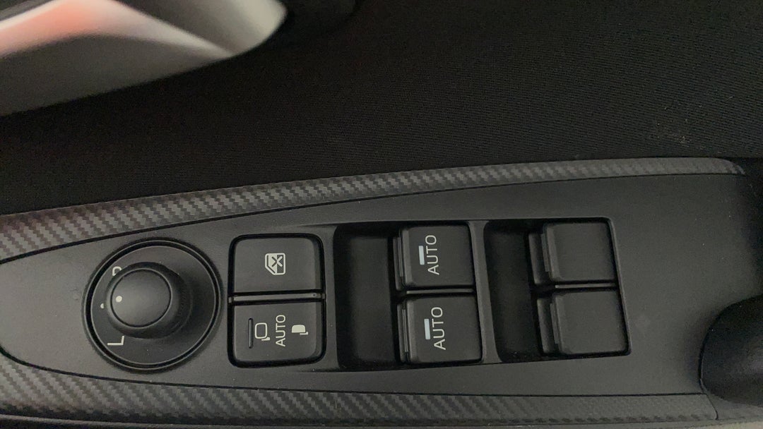 2023 Mazda 2 G15 Pure, Automatic, 9886 km, Drivers Side Door Panel Controls