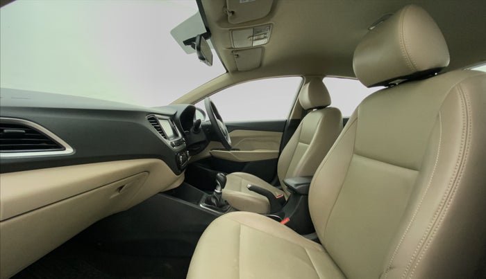 2018 Hyundai Verna 1.6 VTVT SX, Petrol, Manual, 56,462 km, Right Side Front Door Cabin