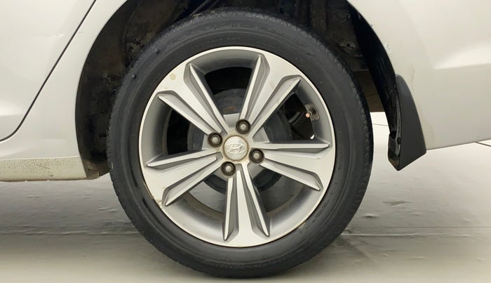 2018 Hyundai Verna 1.6 VTVT SX, Petrol, Manual, 56,462 km, Left Rear Wheel