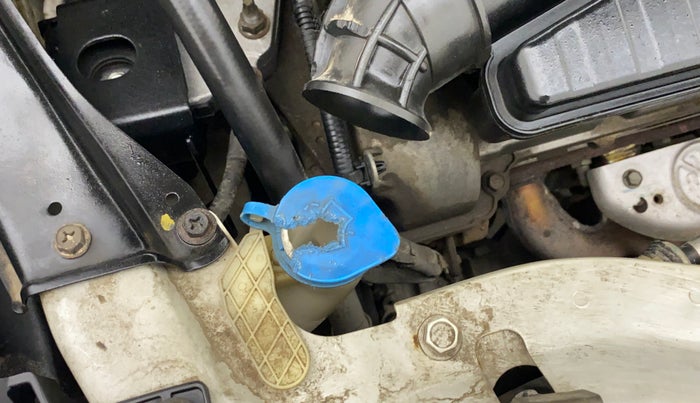 2014 Maruti Swift Dzire ZXI, Petrol, Manual, 62,145 km, Front windshield - Wiper bottle cap missing