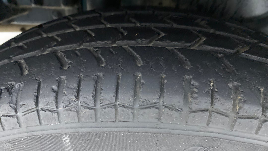 Right Rear Tyre Tread