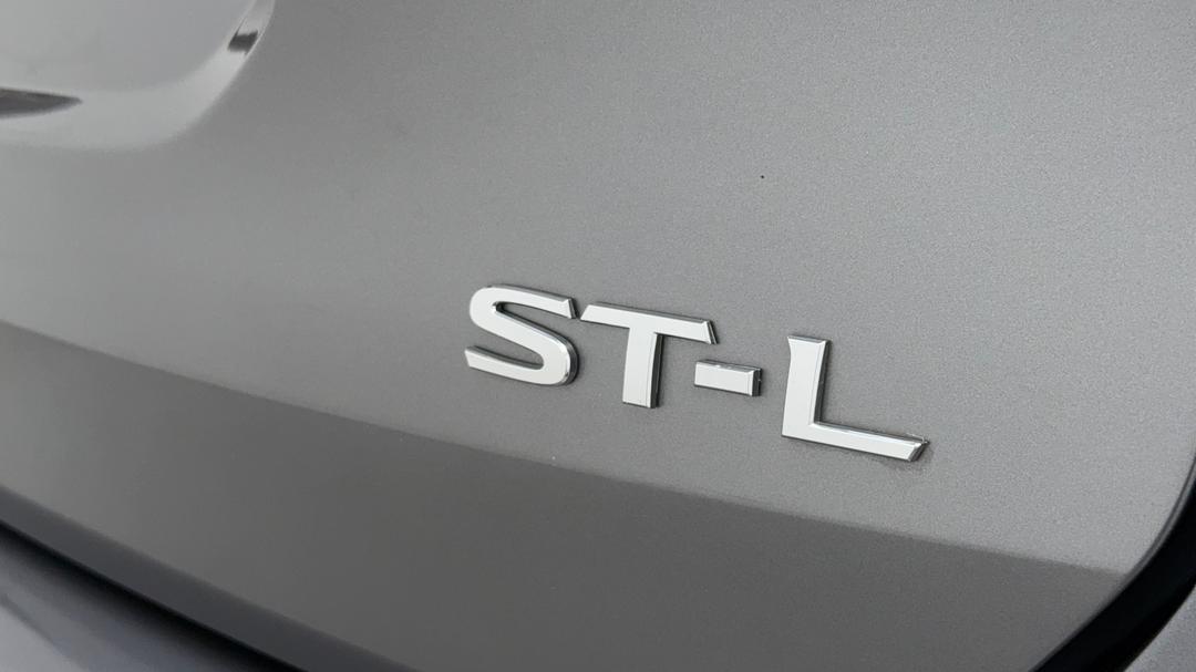 2016 Nissan X-trail St-l (fwd), Automatic, 111036 km, Badge (Boot Right Side)