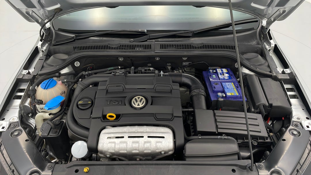 Open Bonnet (Engine)