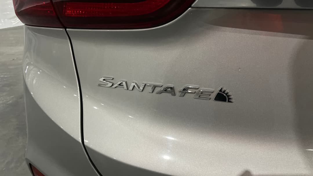 2020 Hyundai Santa Fe Elite Crdi (AWD), Automatic, 60681 km, Badge (Boot Left Side)