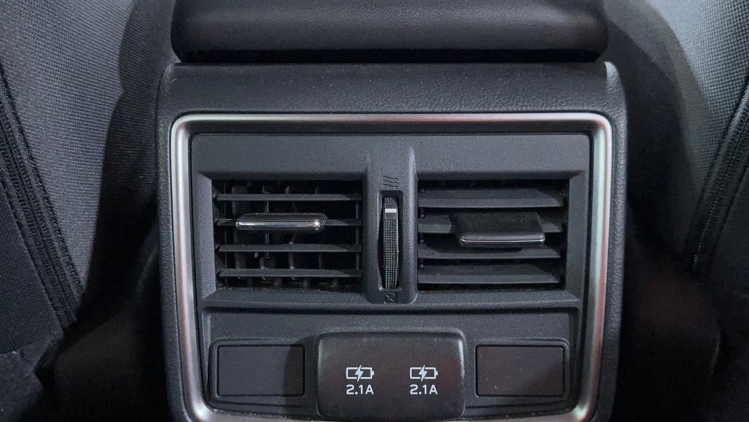 Rear A/C Vent