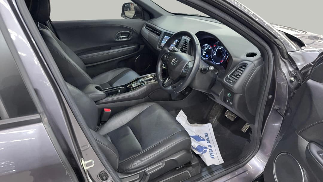 2021 Honda HR-V Rs, Automatic, 38904 km, Right Side Front Door Cabin View