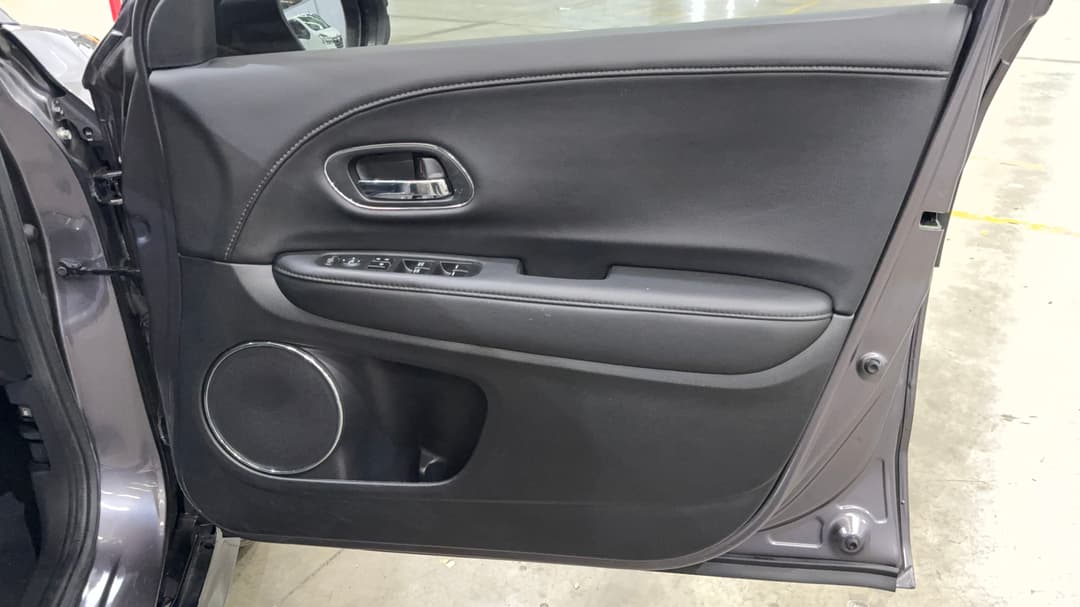 2021 Honda HR-V Rs, Automatic, 38904 km, Speaker View