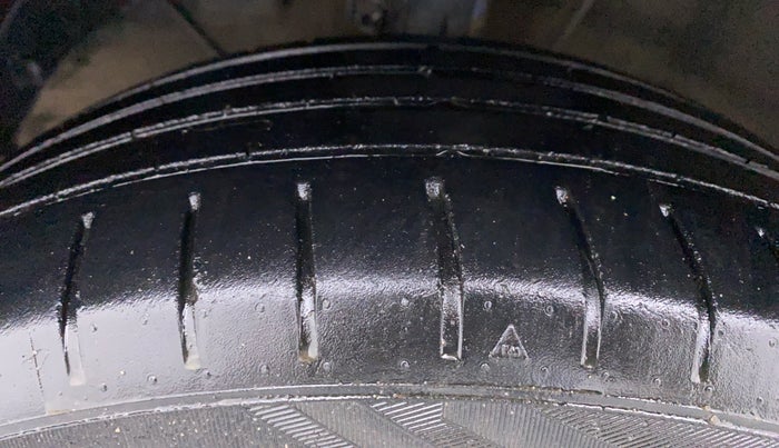 2017 Maruti Baleno ALPHA 1.2 K12, Petrol, Manual, 46,851 km, Left Front Tyre Tread