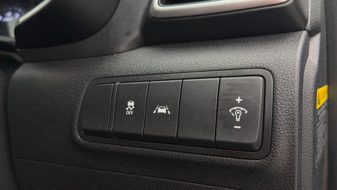 2019 Hyundai Tucson Active X (2WD) Black Int, Automatic, 45370 km, Utility Switches/Buttons