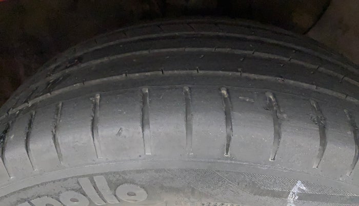 2016 Hyundai Elite i20 ASTA 1.2 (O), Petrol, Manual, 89,142 km, Right Front Tyre Tread