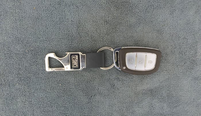 2016 Hyundai Elite i20 ASTA 1.2 (O), Petrol, Manual, 89,142 km, Key Close Up