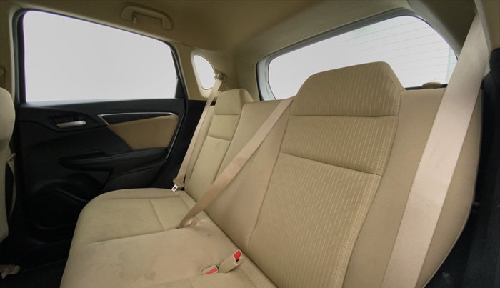 2016 Honda Jazz 1.2 V MT, Petrol, Manual, 28,242 km, Right Side Rear Door Cabin