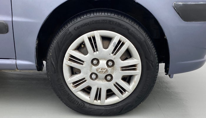 2012 Hyundai Santro Xing GLS PLUS AUDIO, Petrol, Manual, 1,04,398 km, Right Front Wheel