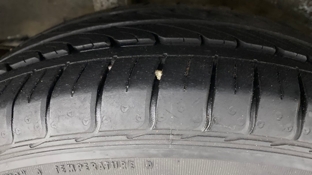 Right Rear Tyre Tread