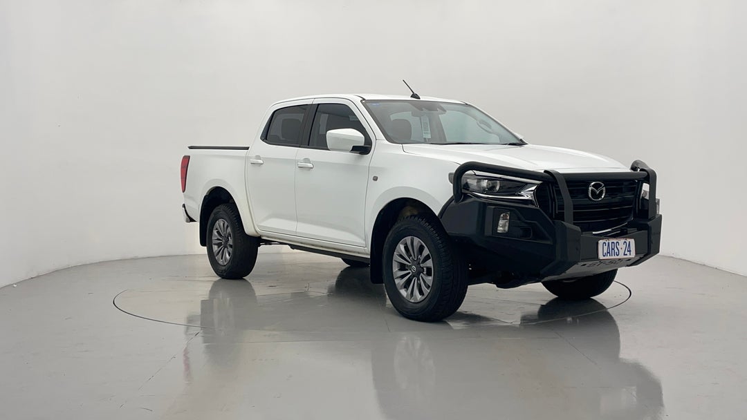 Right Front Diagonal (45- Degree) View