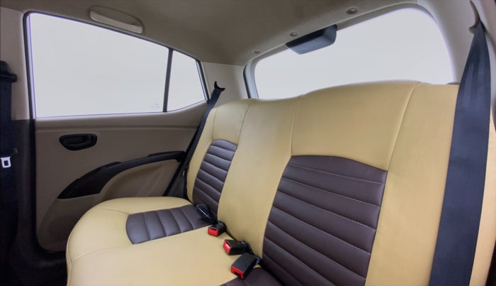2015 Hyundai i10 MAGNA 1.1 IRDE2, Petrol, Manual, 20,443 km, Right Side Rear Door Cabin