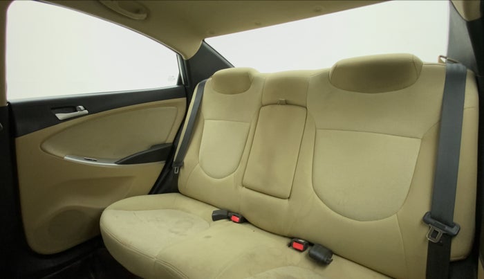 2014 Hyundai Verna FLUIDIC 1.4 VTVT, Petrol, Manual, 63,687 km, Right Side Rear Door Cabin