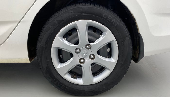 2014 Hyundai Verna FLUIDIC 1.4 VTVT, Petrol, Manual, 63,687 km, Left Rear Wheel