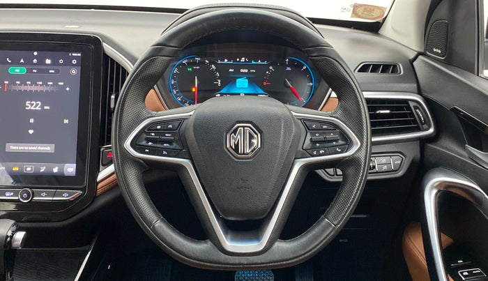 2021 MG HECTOR PLUS SHARP CVT, Petrol, Automatic, 13,555 km, Steering Wheel Close Up