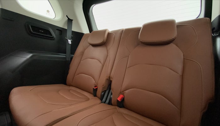 2021 MG HECTOR PLUS SHARP CVT, Petrol, Automatic, 13,555 km, Third Seat Row ( optional )