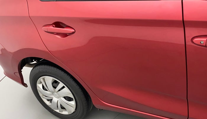 2019 Honda Amaze 1.2L I-VTEC S, Petrol, Manual, 16,976 km, Right rear door - Slightly dented