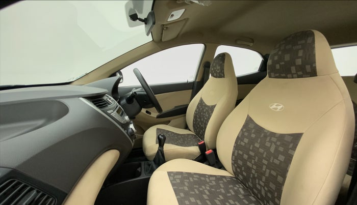 2015 Hyundai Eon MAGNA +, Petrol, Manual, 59,021 km, Right Side Front Door Cabin