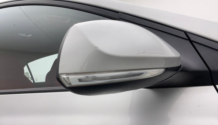 2016 Hyundai Xcent S 1.2, Petrol, Manual, 28,166 km, Right rear-view mirror - Indicator light not working