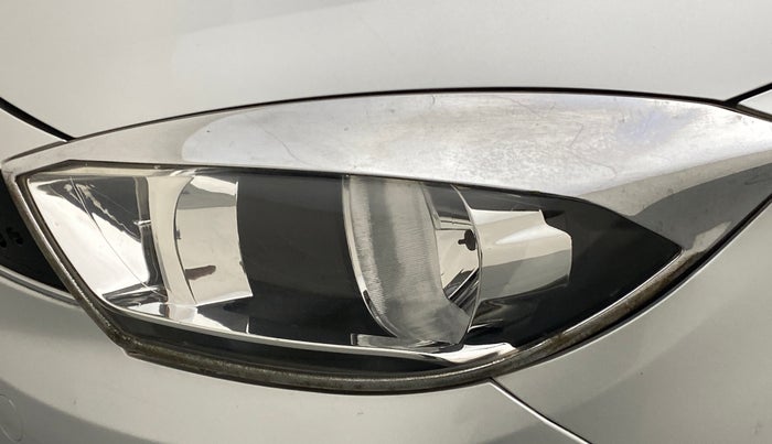 2016 Tata Tiago XZ PETROL, Petrol, Manual, 60,805 km, Left headlight - Minor scratches