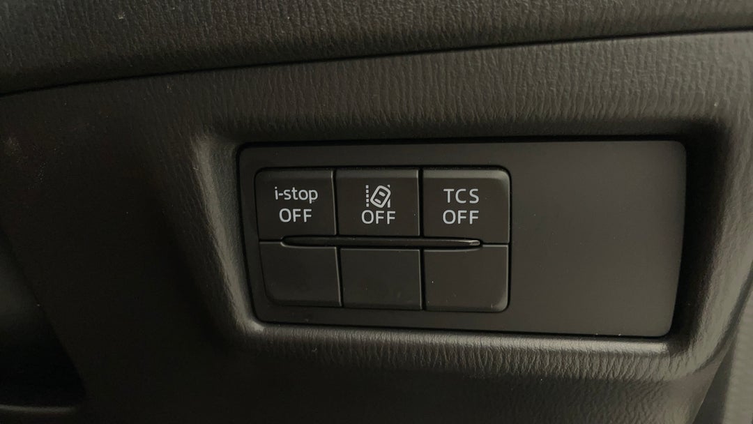 2024 Mazda CX-5 G20 Maxx (FWD), Automatic, 49316 km, Utility Switches/Buttons