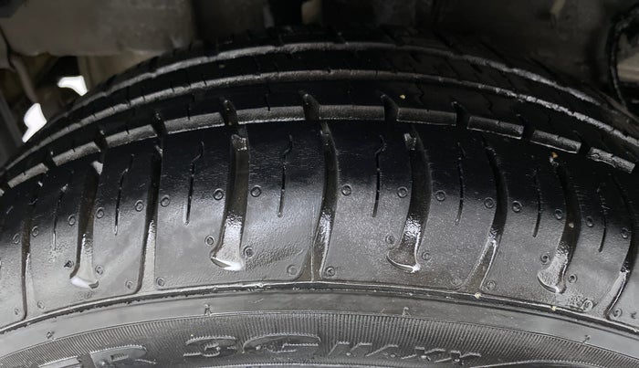 2019 Tata Tiago XT 1.2 REVOTRON, Petrol, Manual, 16,654 km, Right Rear Tyre Tread