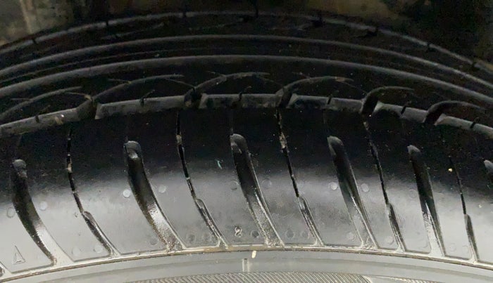 2014 Honda City S MT PETROL, Petrol, Manual, 89,117 km, Right Rear Tyre Tread