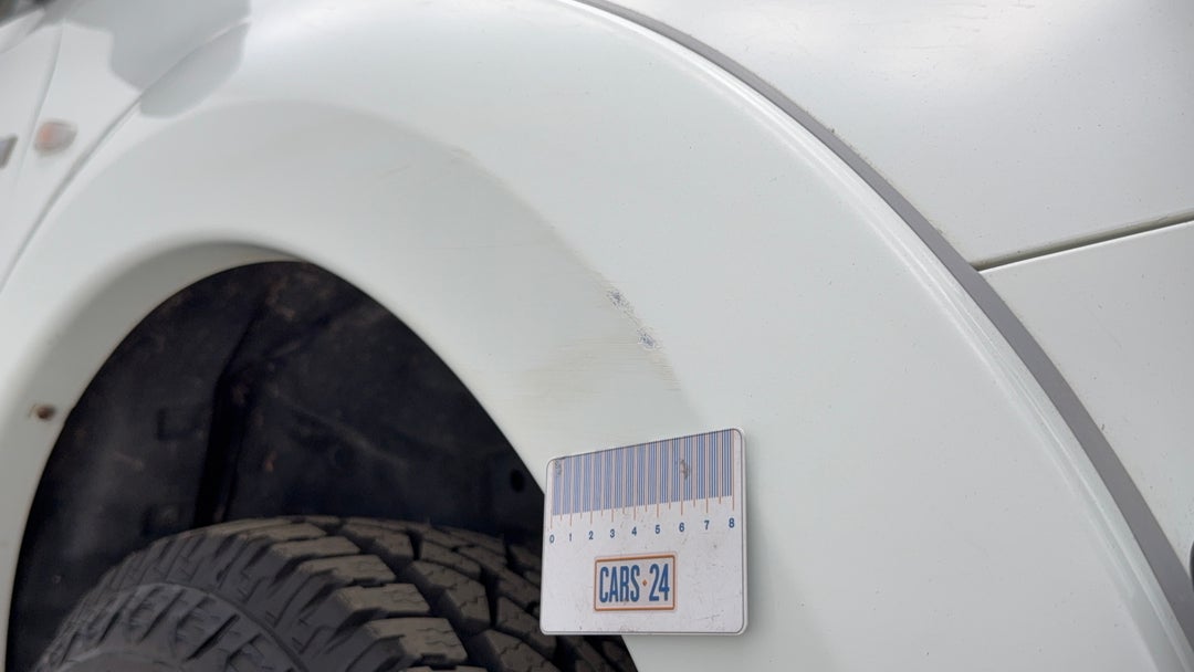 2017 Mitsubishi Triton Glx (4x4), Manual, 113876 km, Quarter Panel Front RHS Guard Scratch