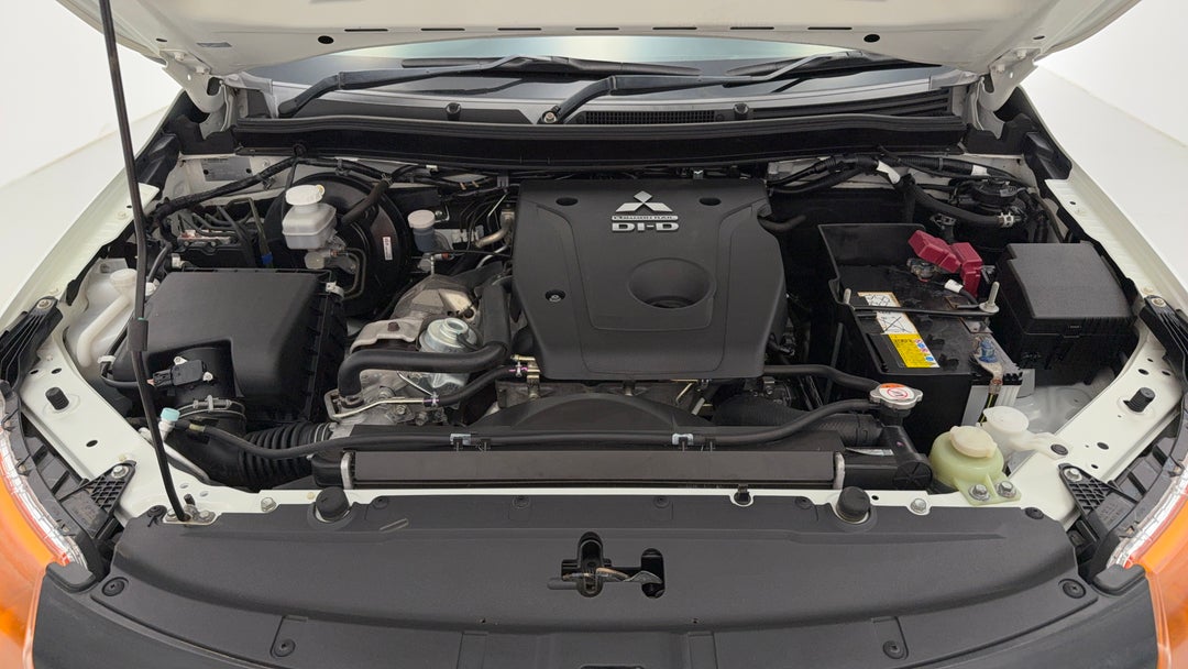 2017 Mitsubishi Triton Glx (4x4), Manual, 113876 km, Open Bonnet (Engine)