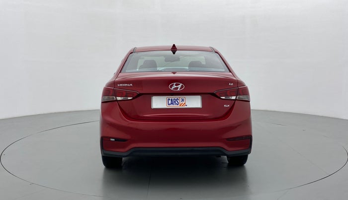 2019 Hyundai Verna 1.6 SX (O) CRDI MT, Diesel, Manual, 42,775 km, Back/Rear