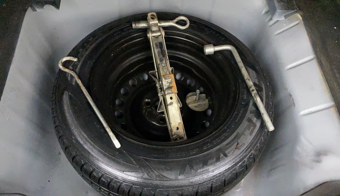 2015 Honda Jazz 1.2 V MT, Petrol, Manual, 38,065 km, Spare Tyre