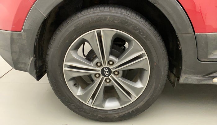 2017 Hyundai Creta SX PLUS AT 1.6 PETROL, Petrol, Automatic, 32,086 km, Right Rear Wheel