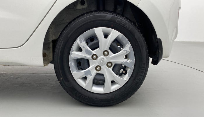2015 Hyundai Grand i10 MAGNA 1.2 VTVT, Petrol, Manual, 1,00,645 km, Left Rear Wheel