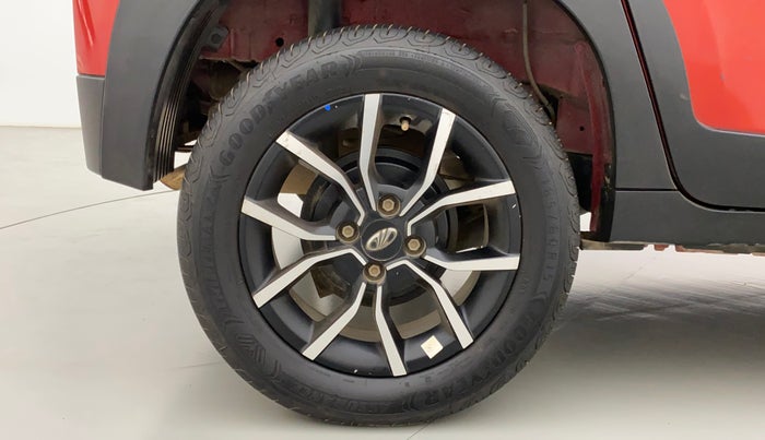 2018 Mahindra KUV 100 NXT K8 P 6 STR, Petrol, Manual, 46,456 km, Right Rear Wheel