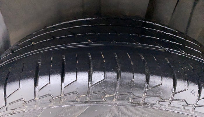 2019 Maruti S Cross DELTA SHVS, Diesel, Manual, 15,748 km, Left Rear Tyre Tread