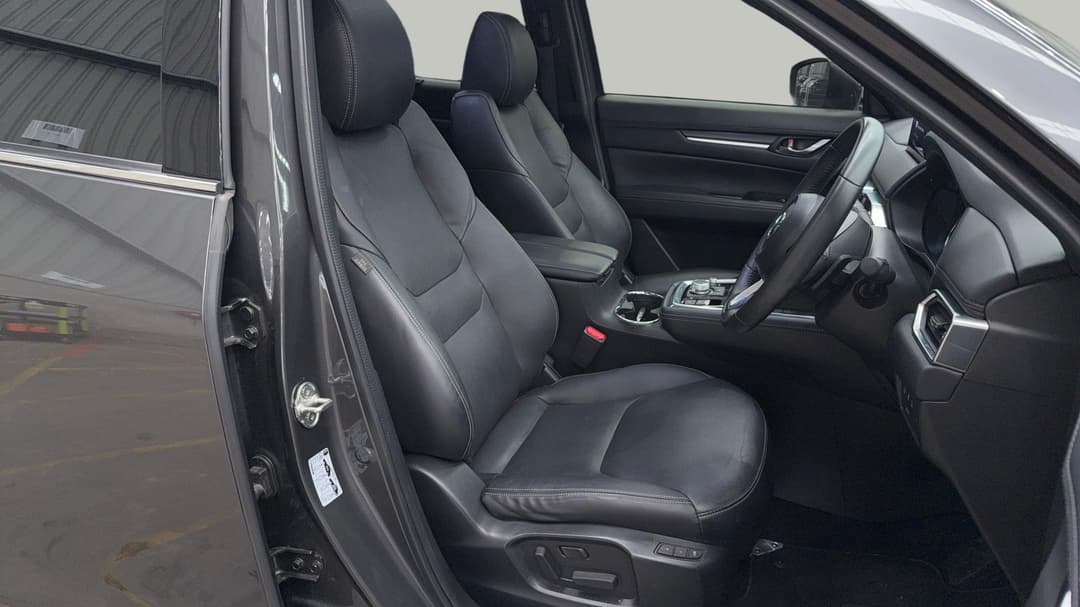 2023 Mazda CX-8 G25 Gt Sp (FWD), Automatic, 39941 km, Right Side Front Door Cabin View