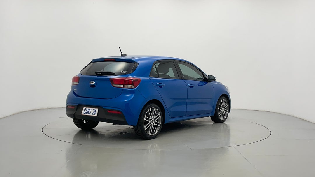 Right Back Diagonal (45- Degree) View