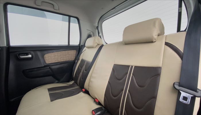 2017 Maruti Wagon R 1.0 VXI OPT AMT, Petrol, Automatic, 28,950 km, Right Side Rear Door Cabin