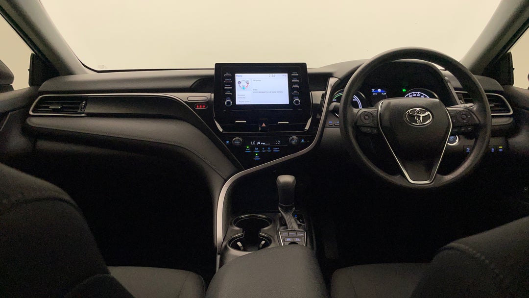 2021 Toyota Camry Ascent Hybrid, Automatic, 32977 km, Dashboard View